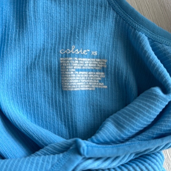 Colsie Vibrant Blue Ribbed Tank Top - Picture 2 of 3